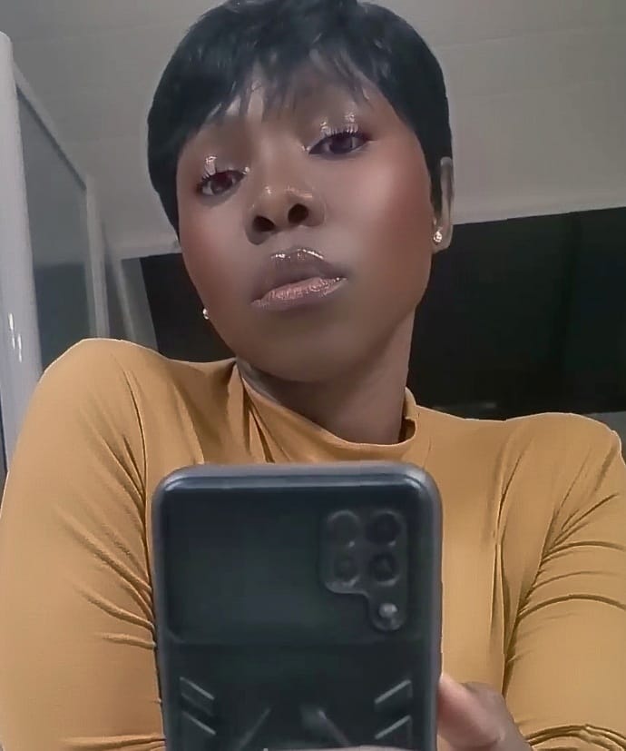 Customer photo review of Chic Pixie Cut Wig - Trendy and Natural Human Hair