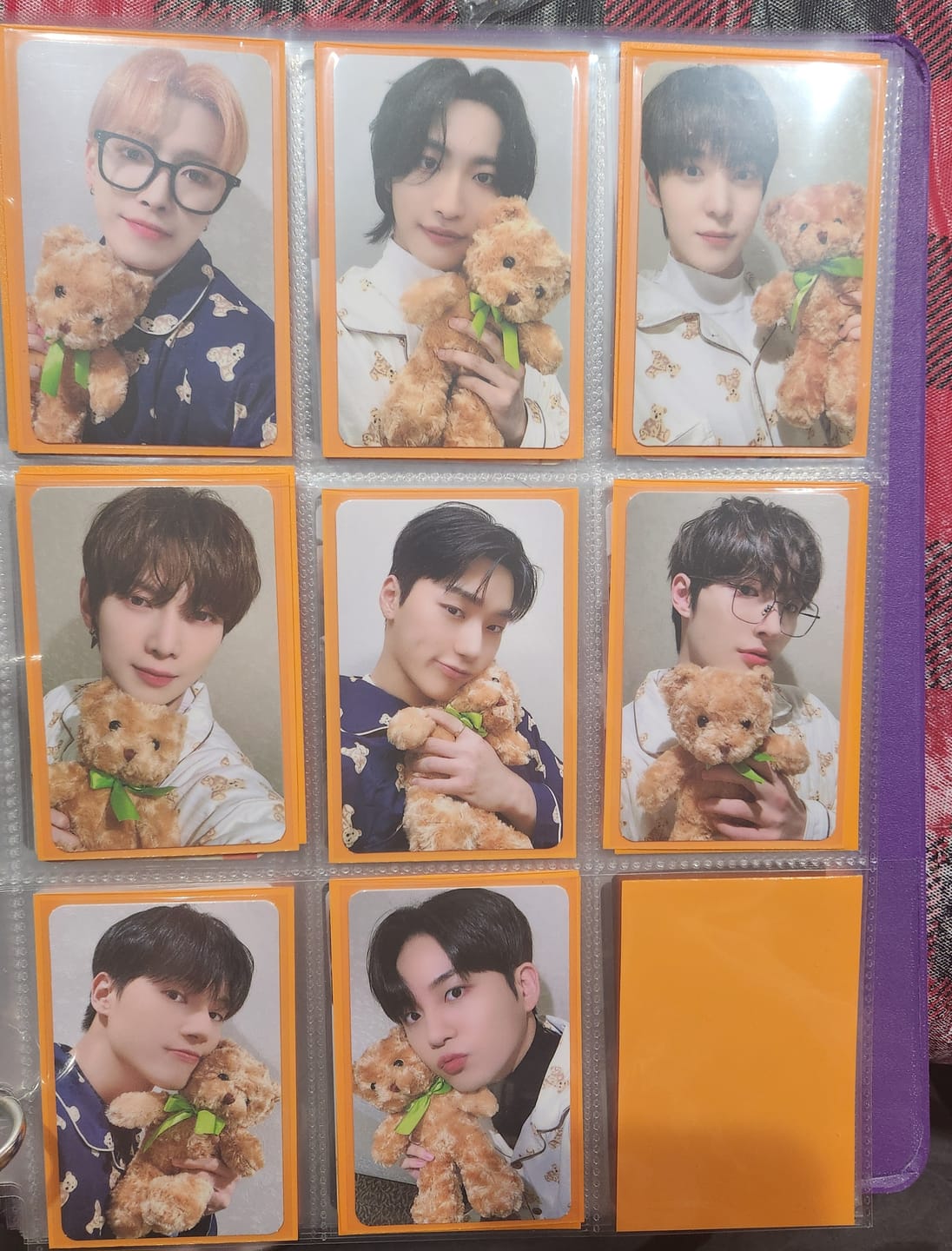 Customer photo review of COLORED PHOTOCARD SLEEVES - 61x91mm