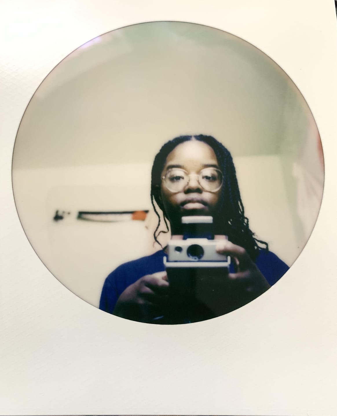 Customer photo review of Polaroid Color 600 Instant Film - Round Frame Edition