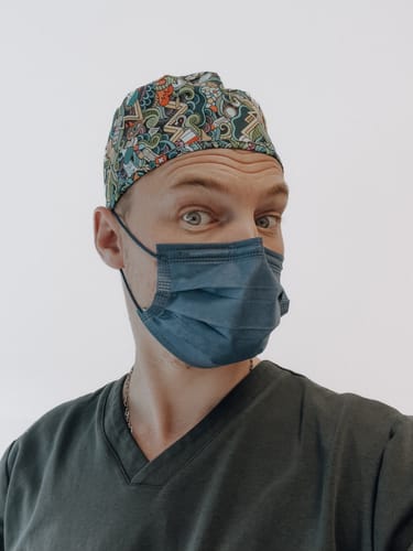 Customer photo review of Slim OP Haube Medizin Chaos