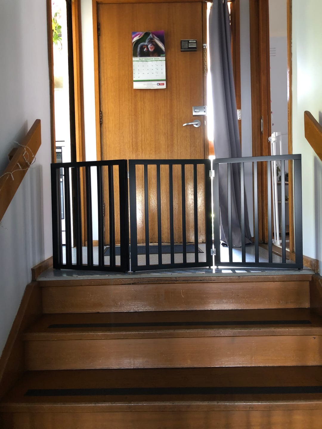 Customer photo review of Pawz Wooden Pet Gate