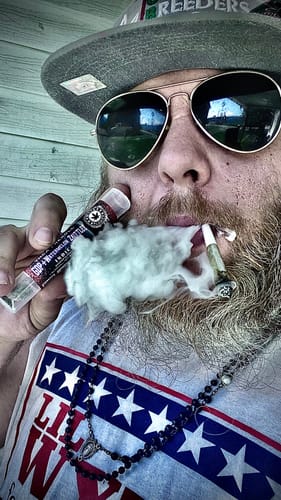 Customer photo review of Wyte Flower - OG Kush + Pineapple Express 1ct 1.5g Preroll (Hybrid)