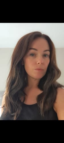 Customer photo review of 14" Wavy Clip In Hair Extensions