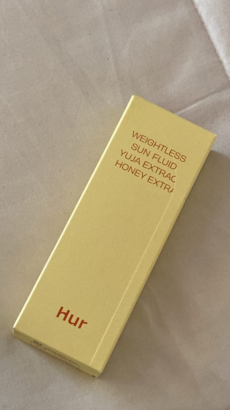 Customer photo review of Weightless Sun Fluid