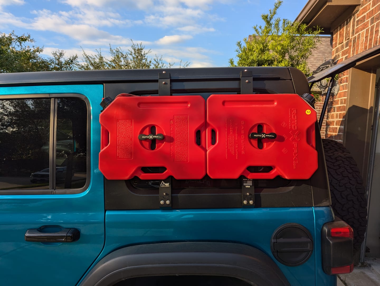 Customer photo review of Pak Rax Kit for the Jeep JL (2018-Current)