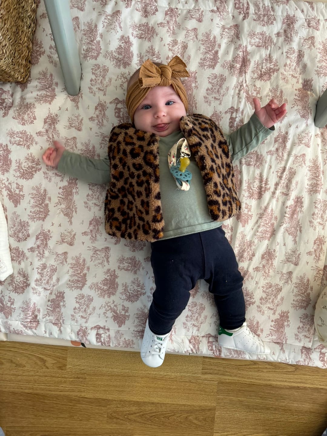 Customer photo review of 5 Piece Headband Set