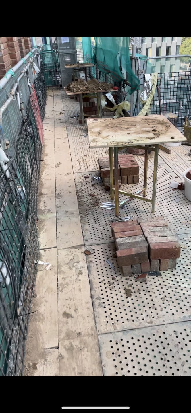 Customer photo review of Zinc Plated Mortar / Spot Board Stand - with feet