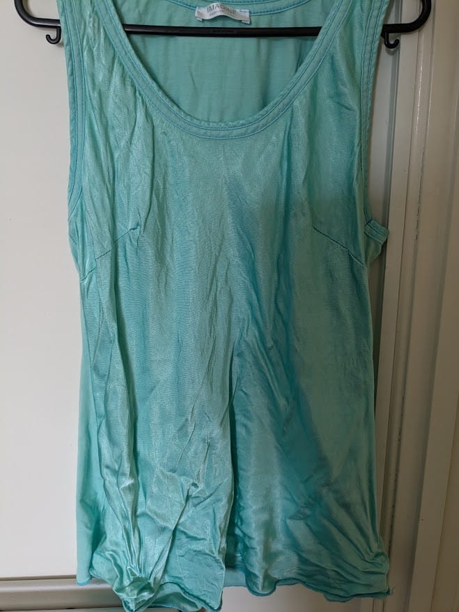 Customer photo review of Toyah Singlet in Latte