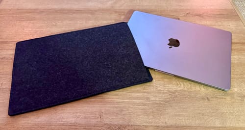 Customer photo review of sleeve for macbook