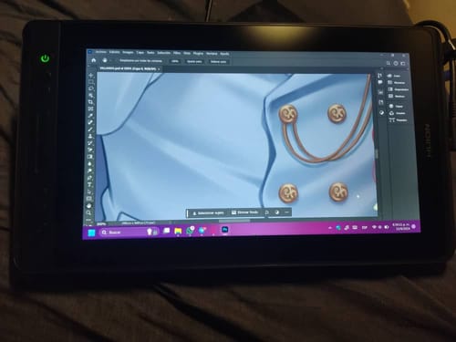 Customer photo review of Tablet para dibujio 13" Huion Kamvas