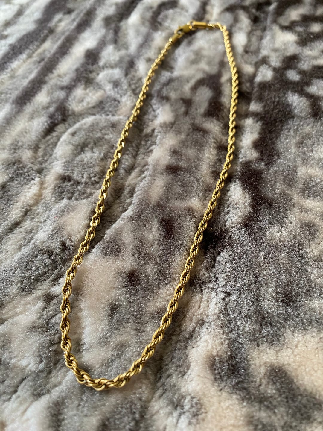 Customer photo review of Thin Rope Chain