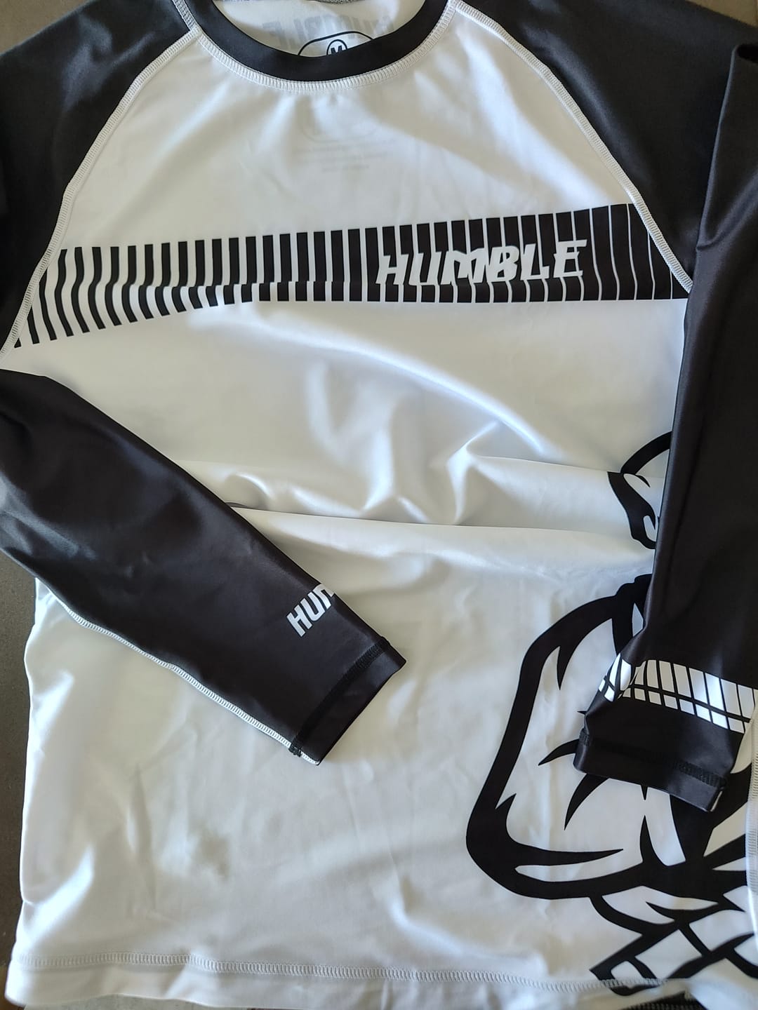 Customer photo review of Long Sleeve Ranked Rash guards
