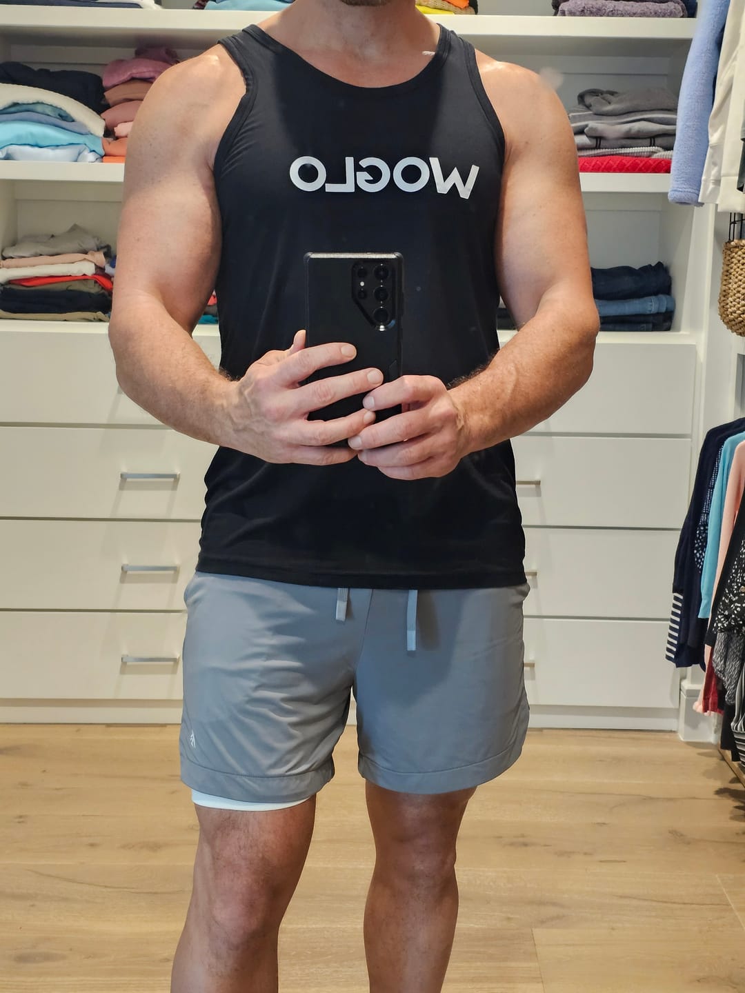 Customer photo review of Siveo Men's Tank