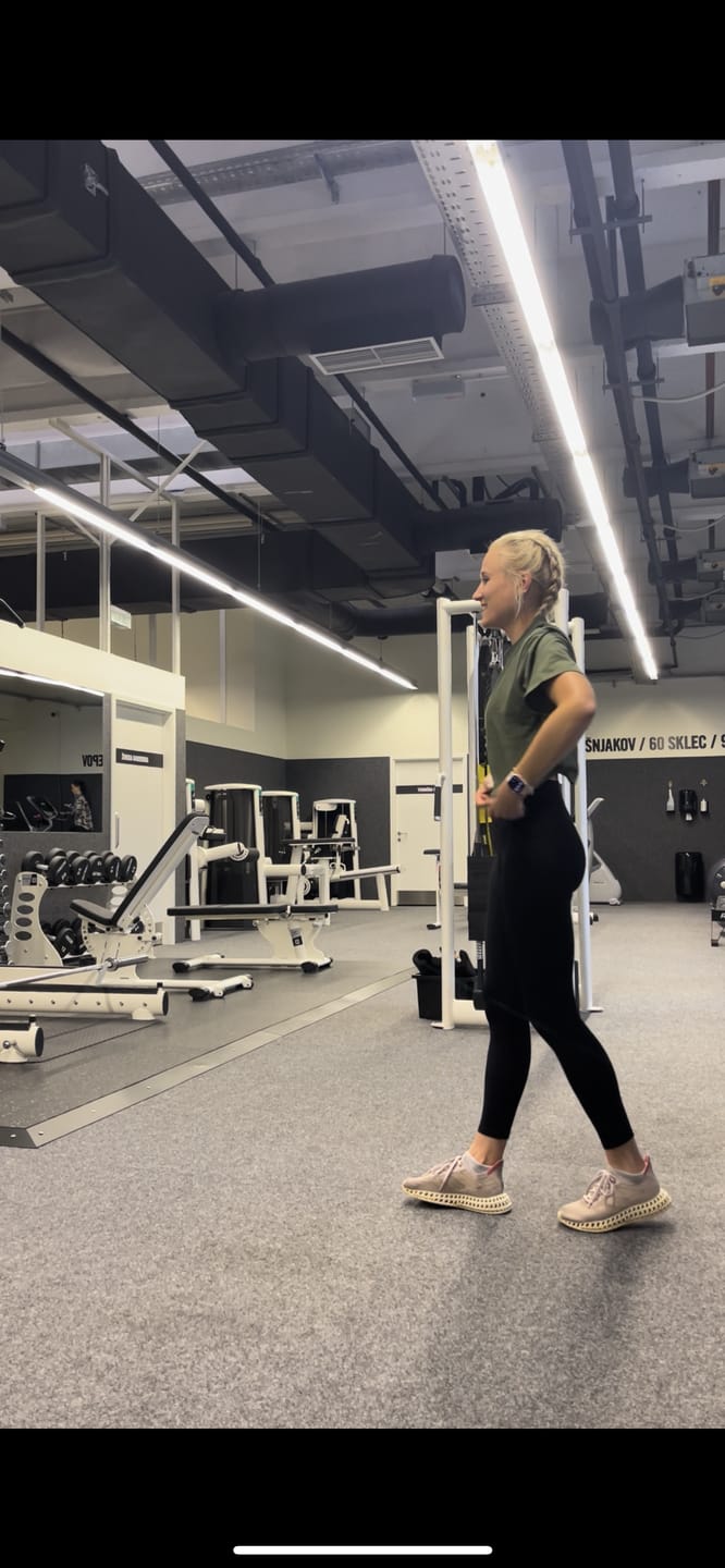 Customer photo review of SECOND SKIN POCKET LEGGINGS