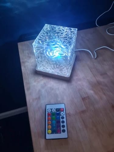 Customer photo review of Aurora: Lampa cu 16 culori
