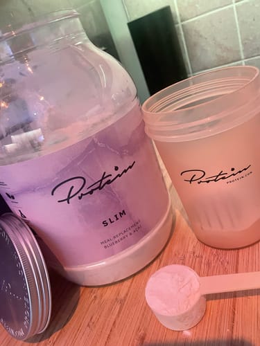 Customer photo review of Slim Meal Replacement | 34 Meals + Free Pink Shaker