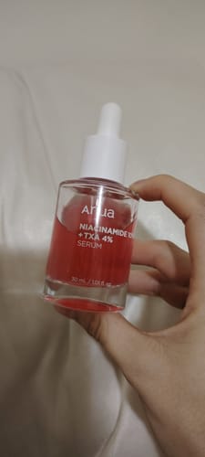 Customer photo review of NIACINAMIDE 10%+TXA 4% DARK SPOT CORRECTING SERUM