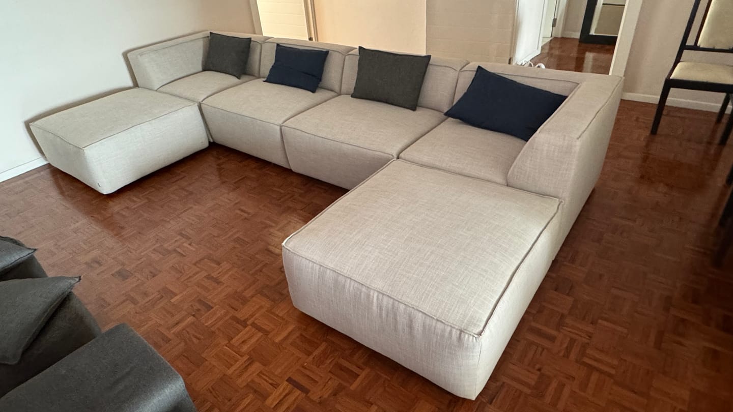 Customer photo review of Zola Corner Connect