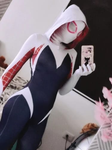 Customer photo review of Spider Gwen Costume Adult