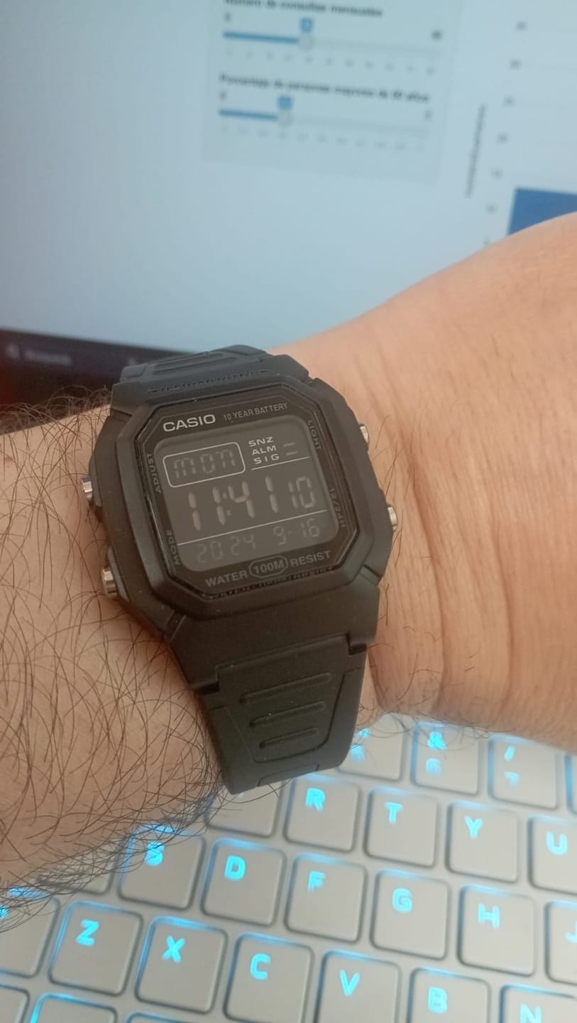 Customer photo review of Reloj Casio Vintage W-800H-1BVCF Negro Pantalla Negativa