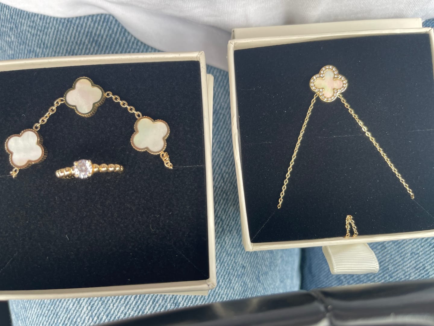 Customer photo review of Pave Perlmutt Lucky Leaf Kette 14K Vergoldet