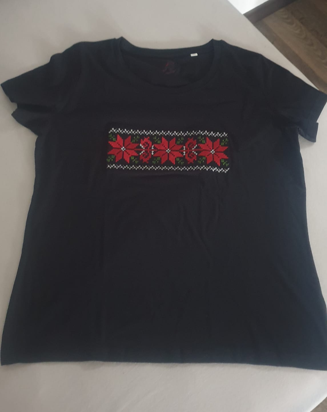 Customer photo review of Дамска тениска "Капанска"
