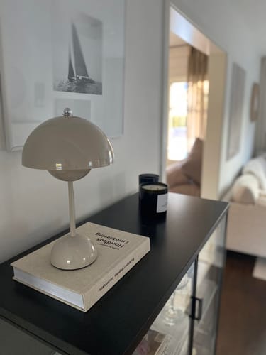Customer photo review of Bordslampa - Svamplampa Flowerbud - Batteridriven 5000 mAH