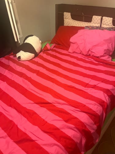 Customer photo review of Cozy Home Popping Colors Çift Kişilik Lastikli Çarşaflı Nevresim Takımı Cherie Yeşil