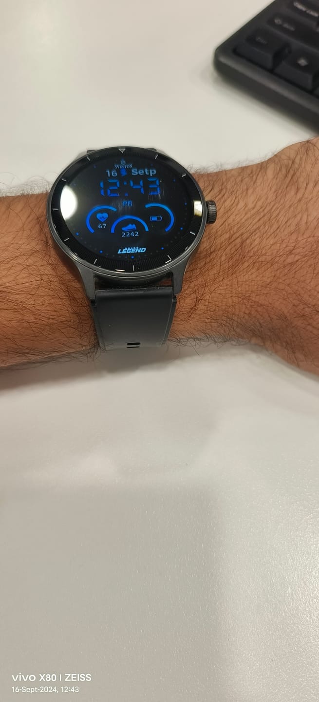 Customer photo review of SVESTON LEGEND SMARTWATCH