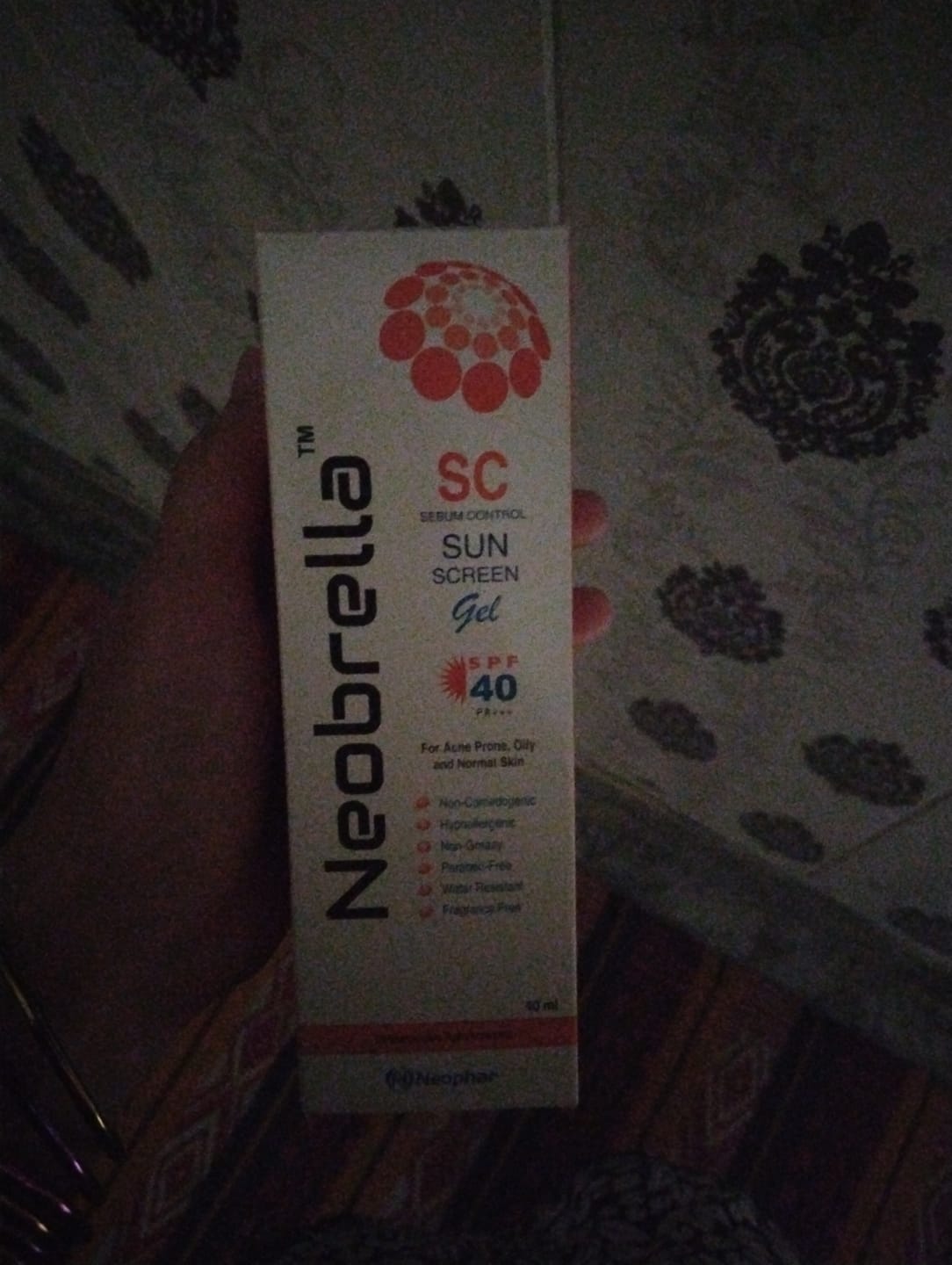 Customer photo review of Neobrella SC (Sebum control gel) (SPF 40 and PA +++)