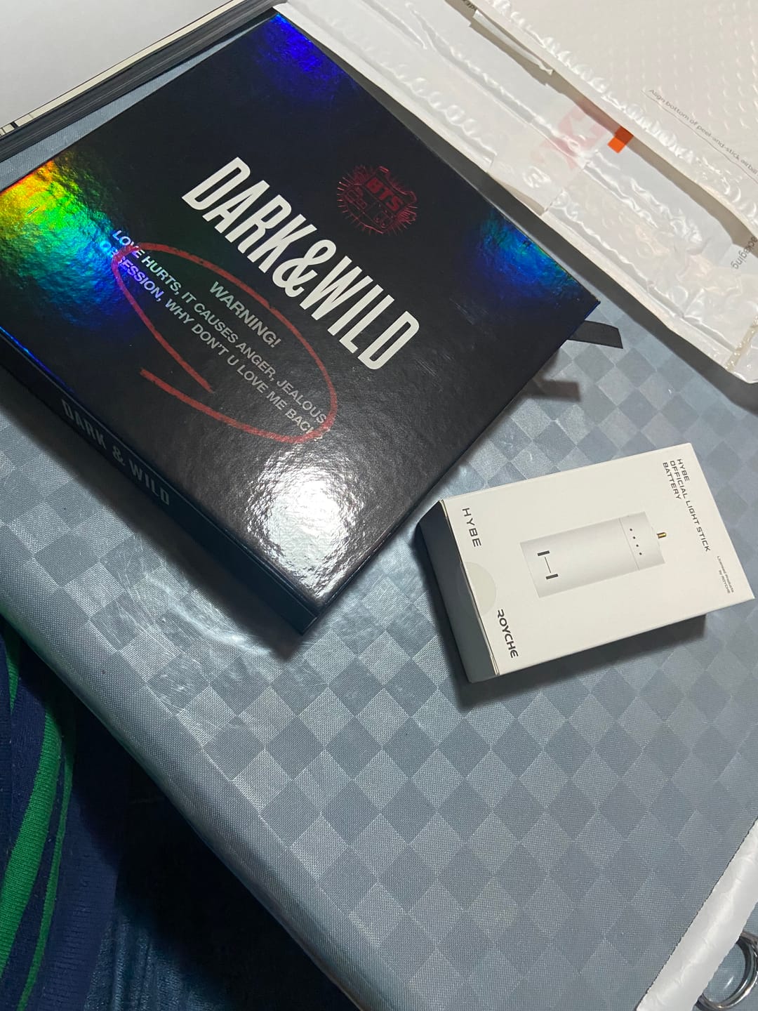 Customer photo review of BTS - 1ST FULL ALBUM DARK & WILD
