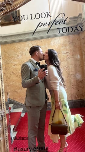 Customer photo review of CHLOIE - DARK BROWN