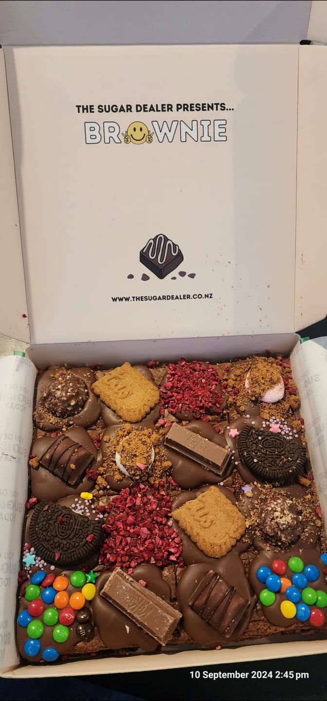 Customer photo review of Mixed assortment brownie
