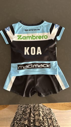 Customer photo review of 2024 Cronulla Sutherland Sharks Home Infant Kit