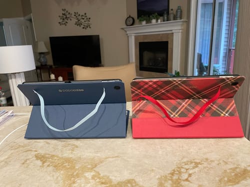 Customer photo review of Designer Solid iPad Case