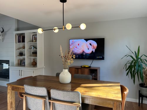 Customer photo review of Modern Minimalist 4-Light Opal Glass Linear Chandelier