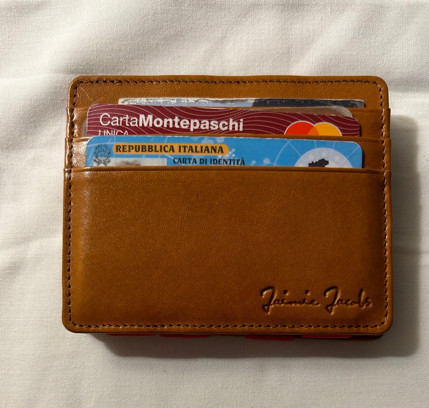 Customer photo review of Flap Boy Slim - Magic Wallet without Coin Pocket