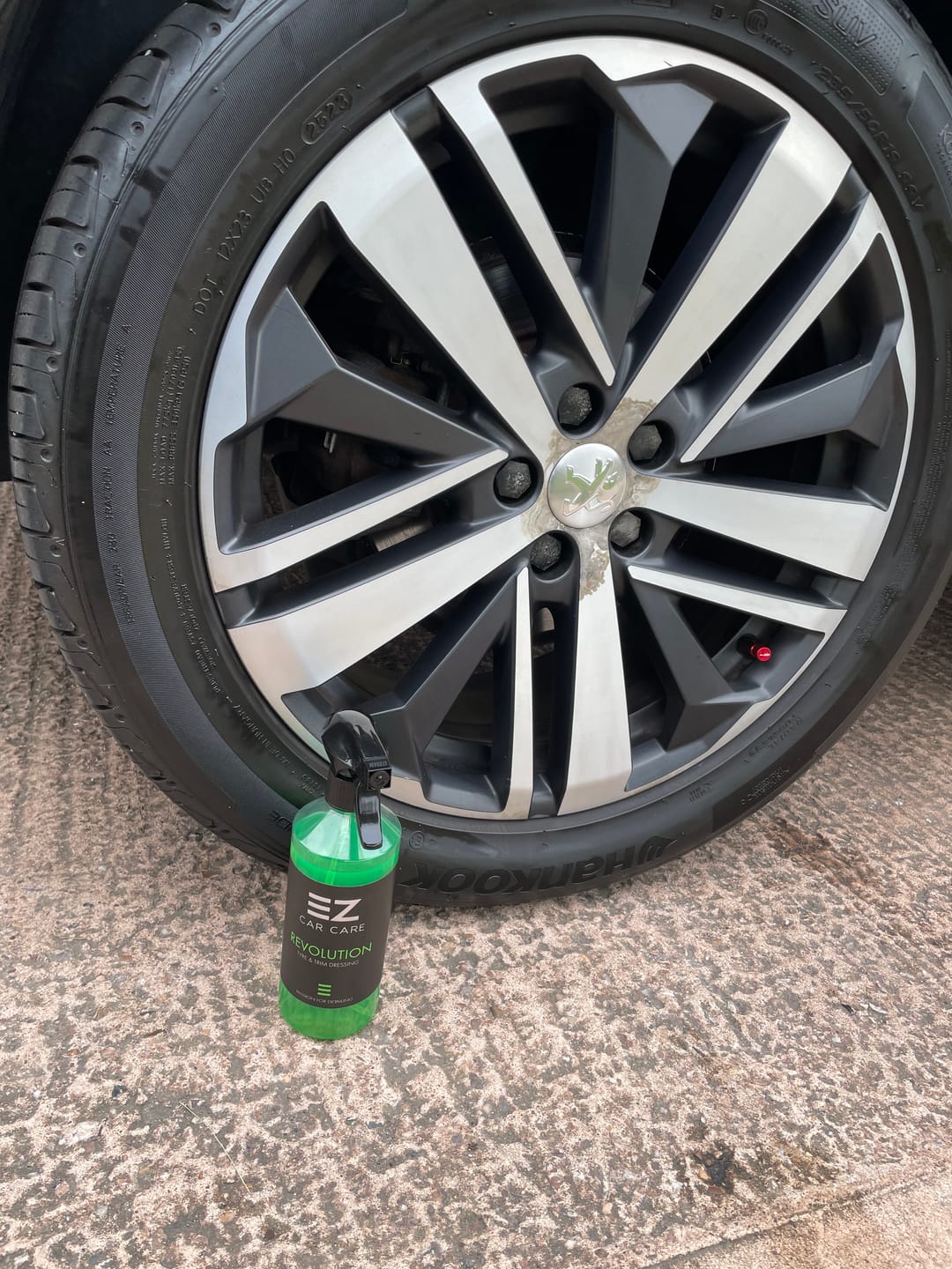 Customer photo review of Revolution - Tyre & Trim Gel