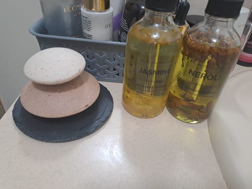 Customer photo review of Duo Pack Neroli + Jasmine Oils + Stone Sets