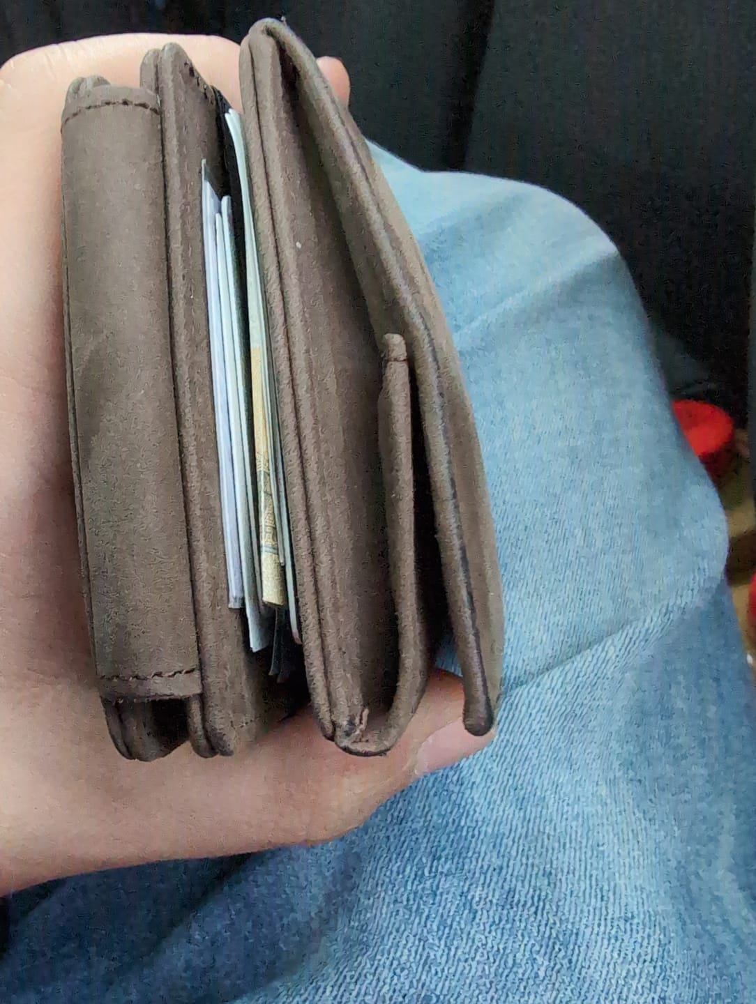 Customer photo review of Flap Boy XL - Magic Wallet with Coin Pocket