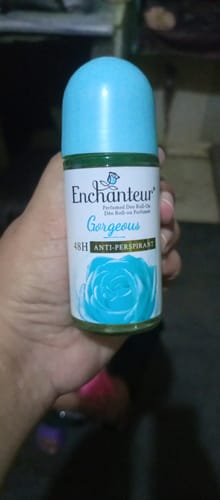 Customer photo review of Enchanteur Women Gorgeous Roll On Deodorant 50ml