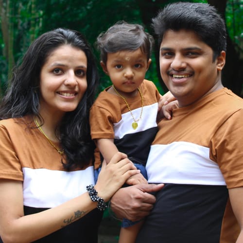 Customer photo review of 6-12 Months Unisex - 20" Chest