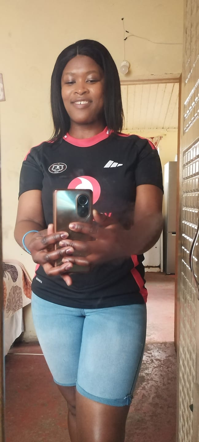 Customer photo review of Brazilian 4x4 Lace Wig - Straight