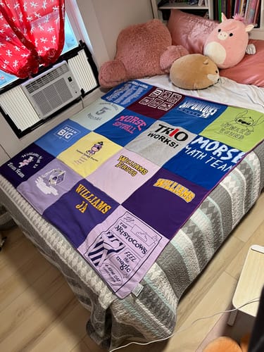 T-shirt quilt from williams college by Laurel from ME