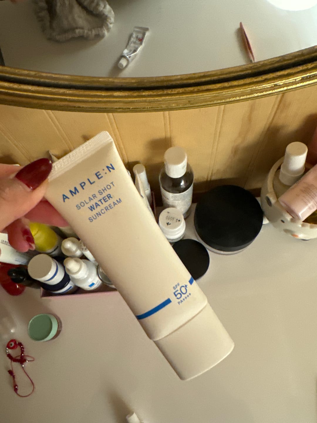 Customer photo review of Protector Solar SPF 50PA++++ Crema Gel Ácido Hialurónico 40ml AMPLEN