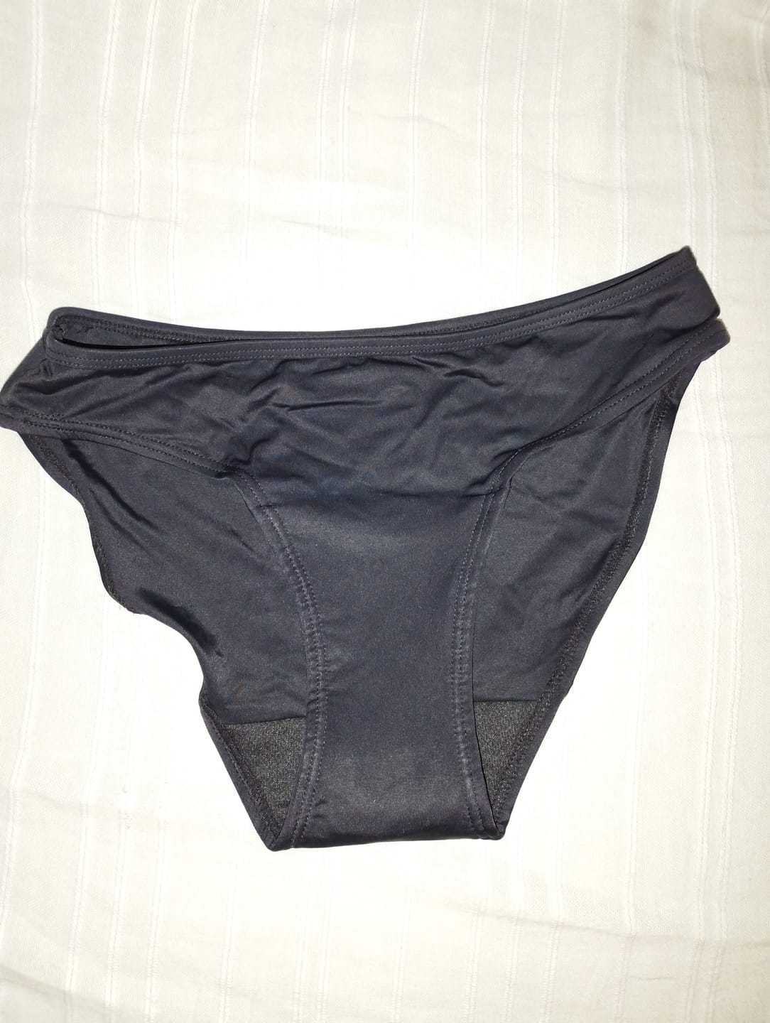 Customer photo review of Maillot de bain menstruel Nora