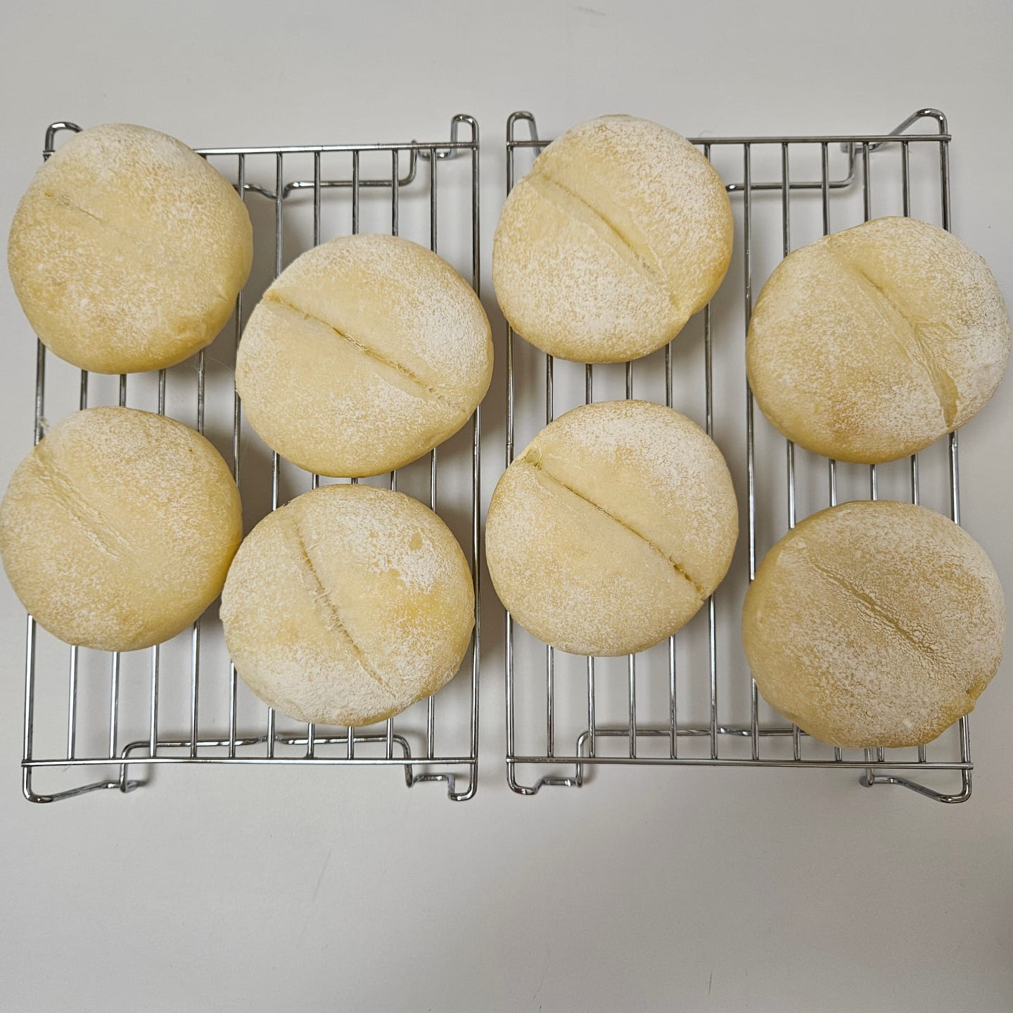 Customer photo review of 九州佐賀県産 はる風ふわり100% パン用強力粉 1kg