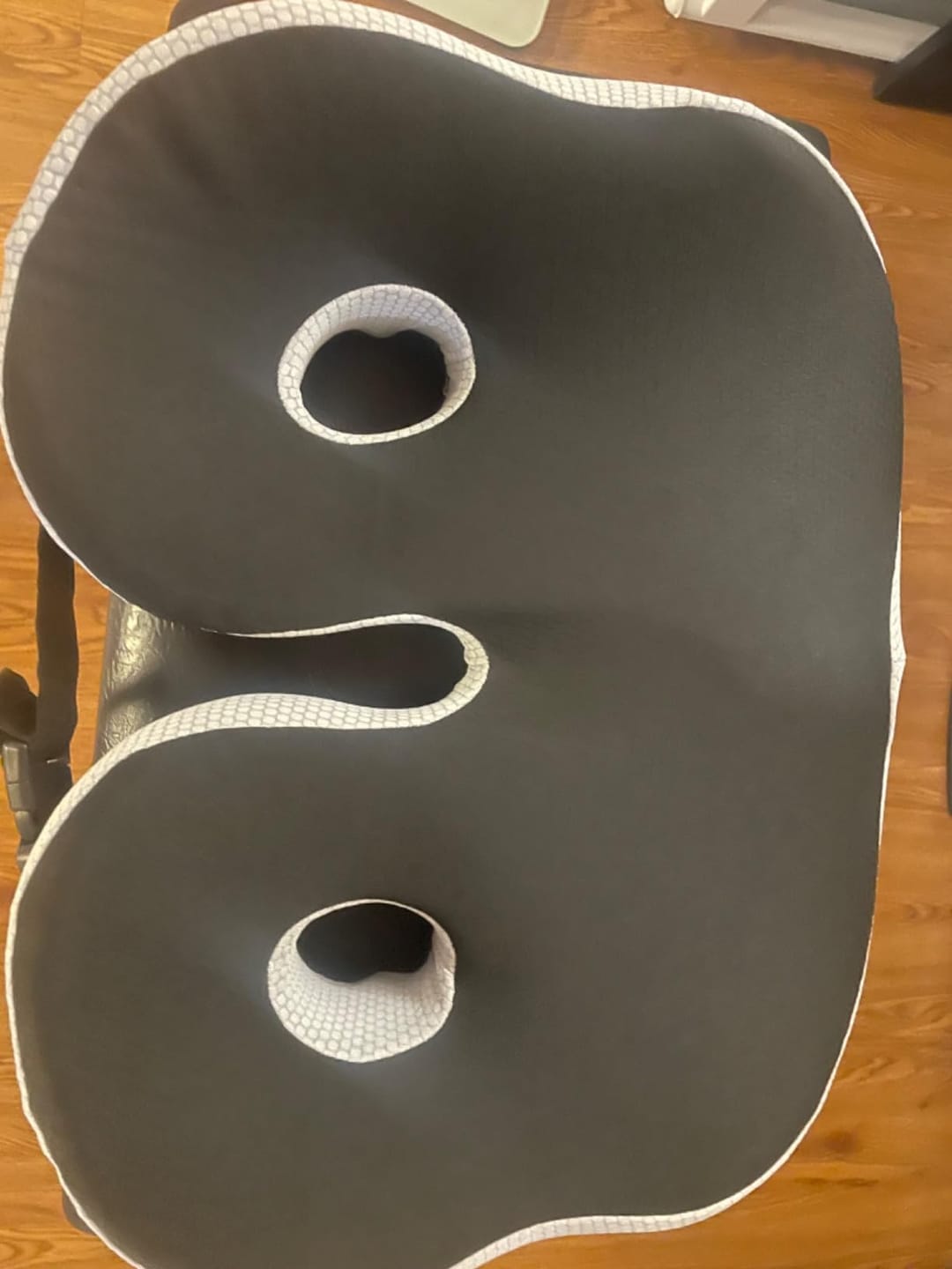 Customer photo review of Adjustable Memory Foam Sit Bone Relief Seat Cushion