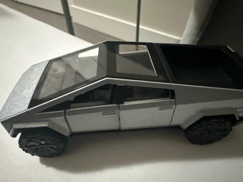 Customer photo review of Tesla Cybertruck