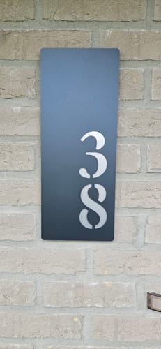 Customer photo review of Numero civico modello Stencil Vertical M1
